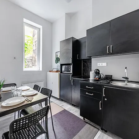 Apartment Zichy Courtyard Loft B Comfy With Ac *